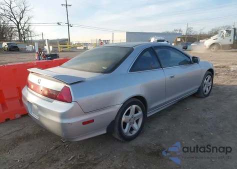 2001 Honda Accord 3.0 Ex z USA, uszkodzony, nr VIN 1HGCG22521A028344